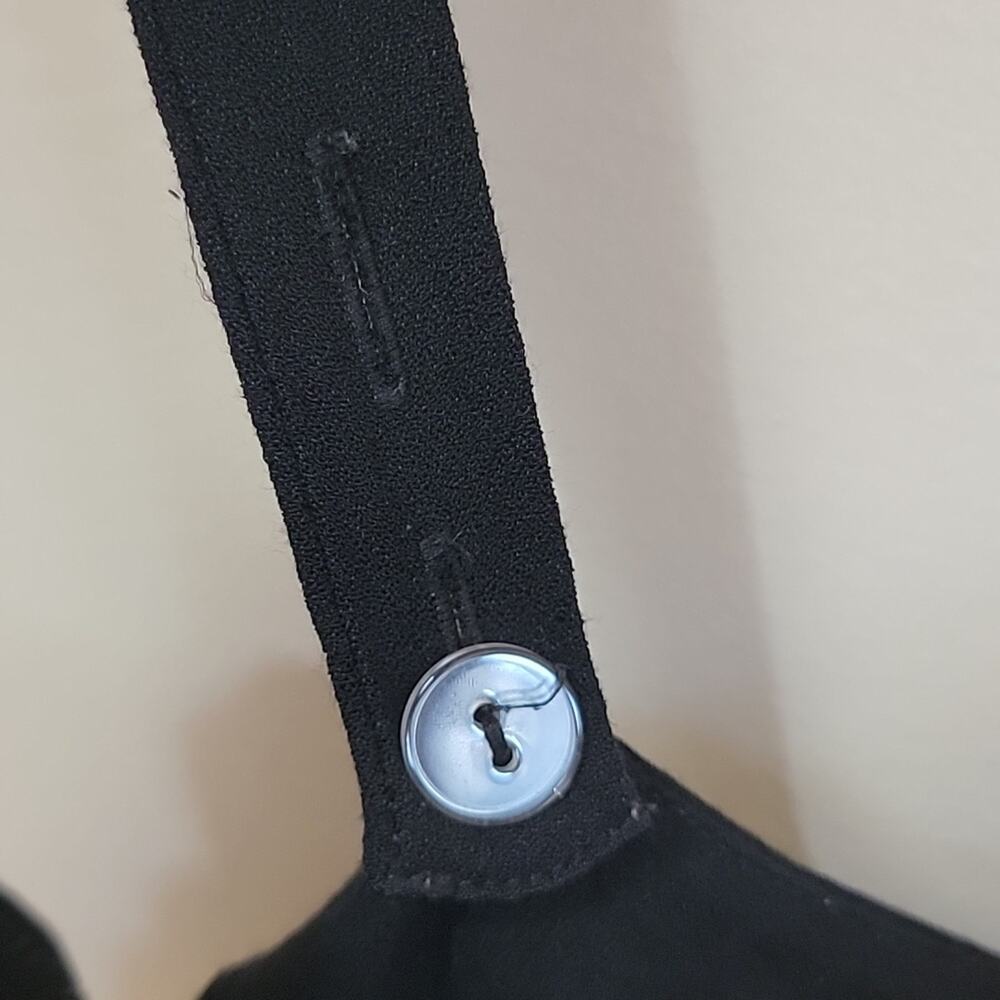 Reformation Kimmy Little Black Dress Front Knot and Buttons Sz 4 - Picture 6 of 9